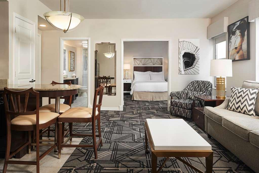 Hilton Grand Vacations Suites At South Beach Miami Beach Room photo
