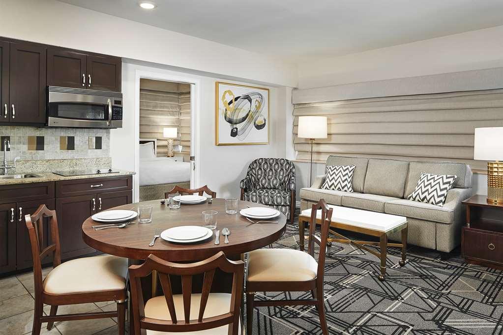 Hilton Grand Vacations Suites At South Beach Miami Beach Room photo