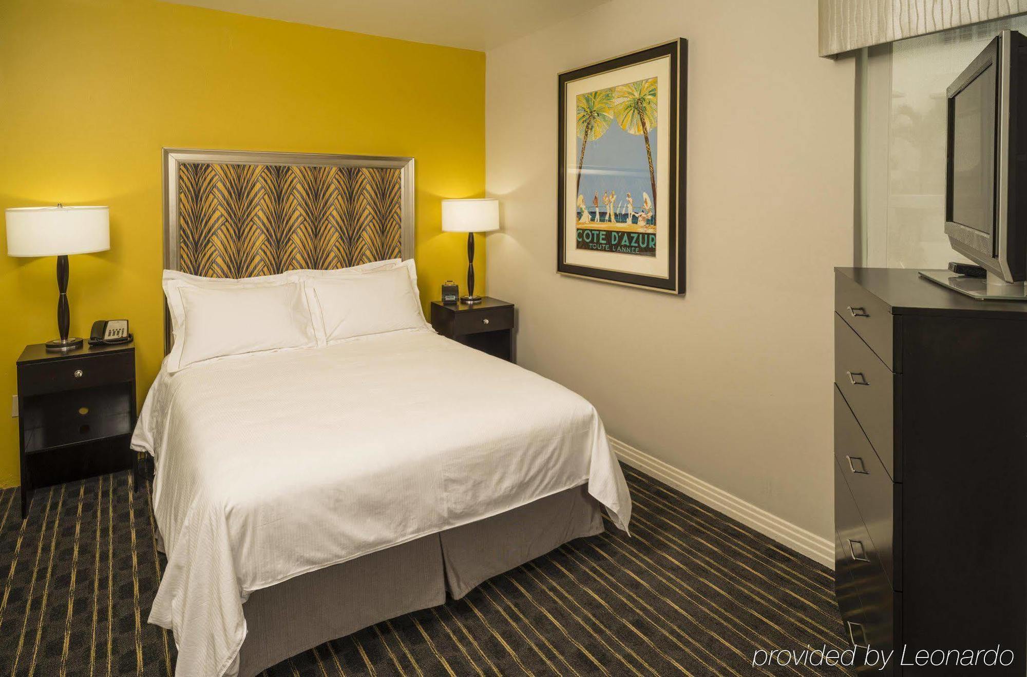Hilton Grand Vacations Suites At South Beach Miami Beach Exterior photo