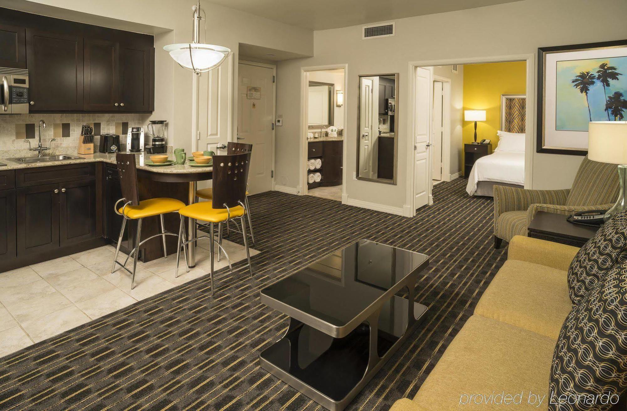 Hilton Grand Vacations Suites At South Beach Miami Beach Exterior photo